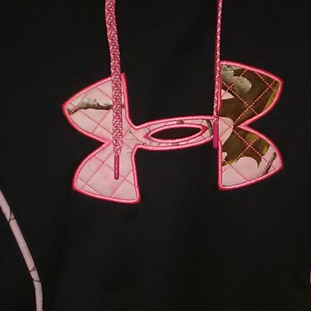 Under Armour sweatshirt hoodie